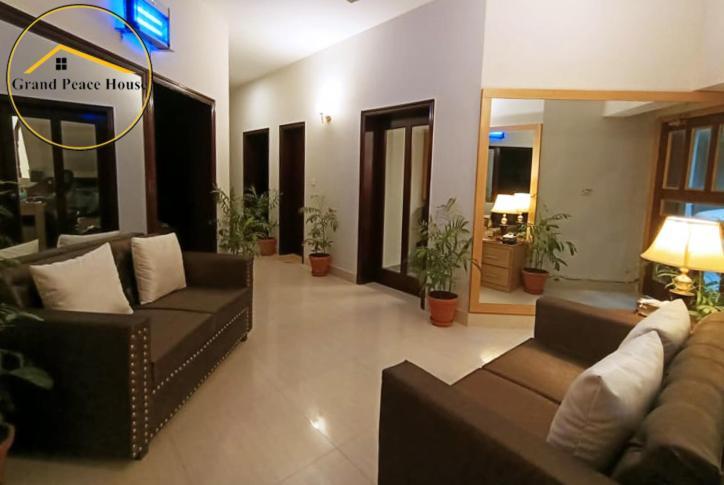 Grand Peace House II Bed & Breakfast Islamabad Eksteriør bilde